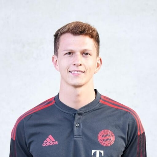 Dominik Straßer