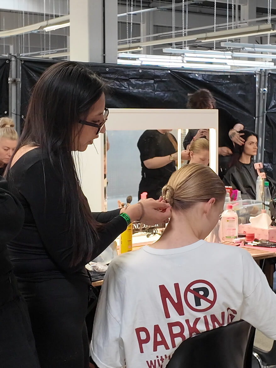 Fashion-Week-2026-NeoFashion-NoMakeup-Look-5