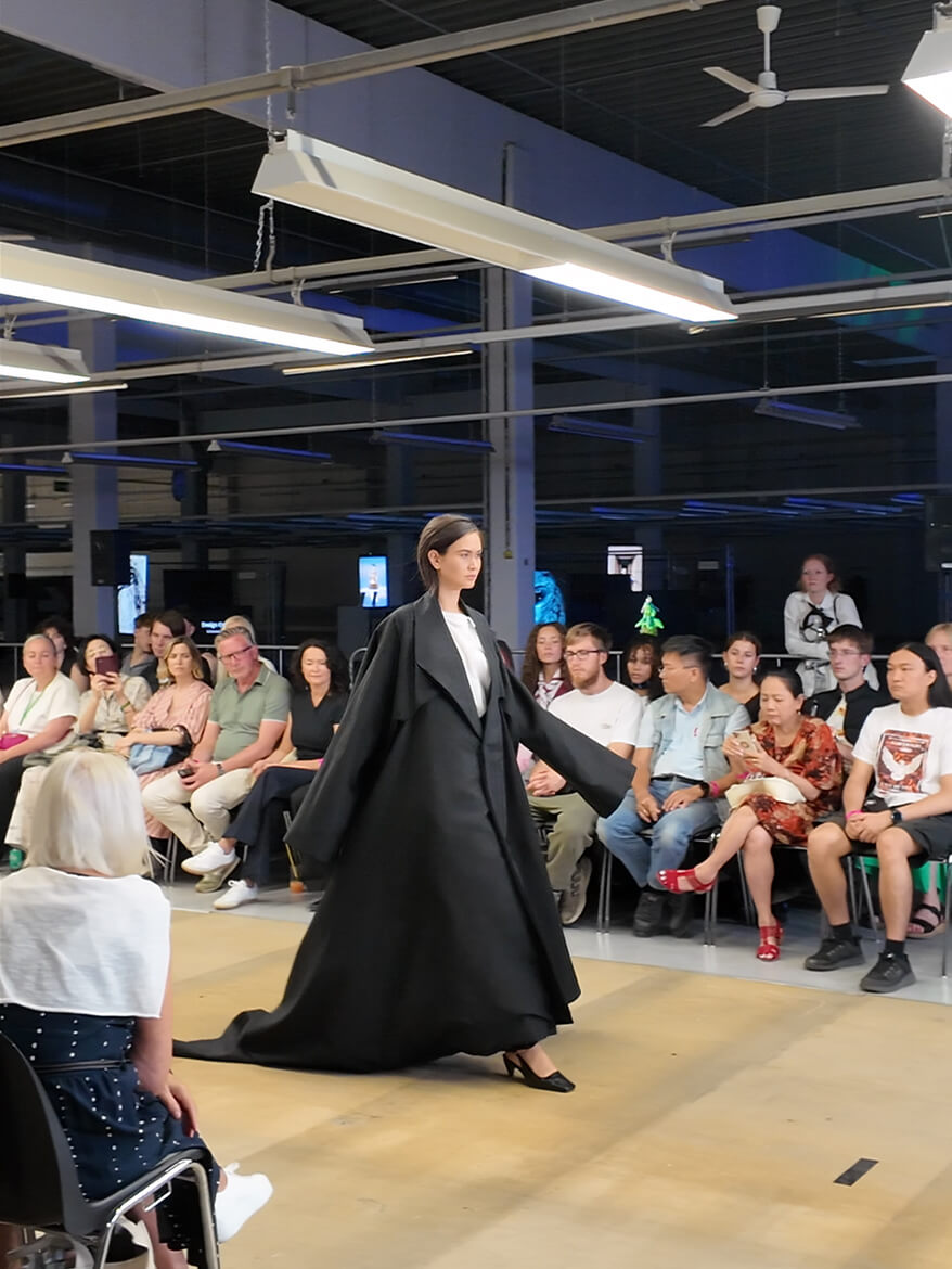 Runway-Look-Neo-Fashion-4-878×1170px